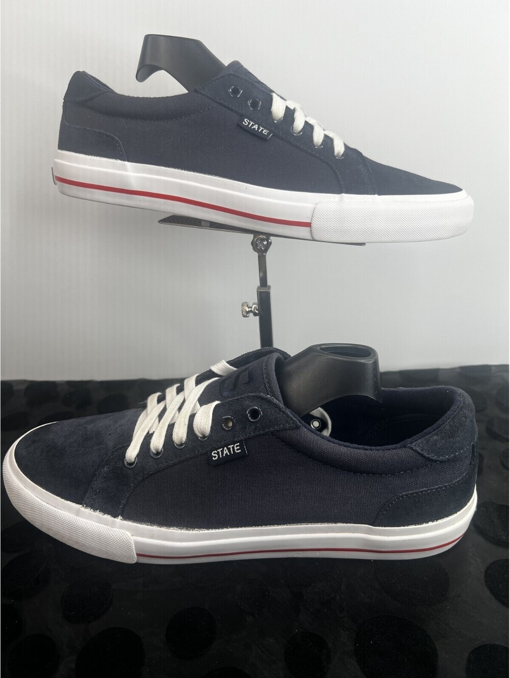 STATE Footwear Hudson Men’s 9.5 Navy Suede Discontinued Sneakers White Red